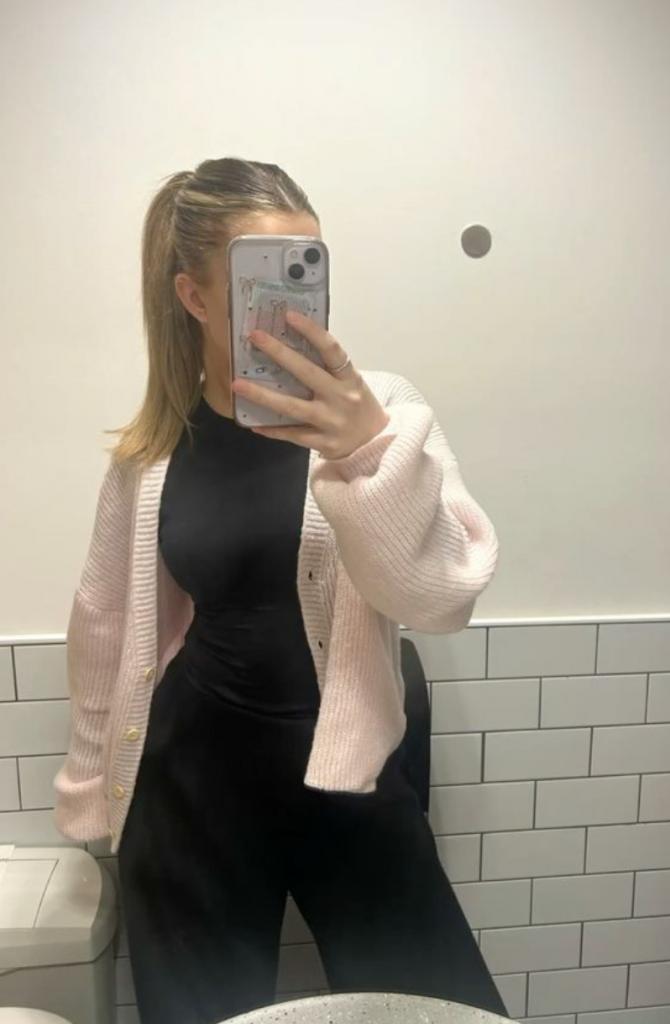 Chica busca chico en Granada: 