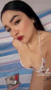 614718166: Chica busca chico en Valencia