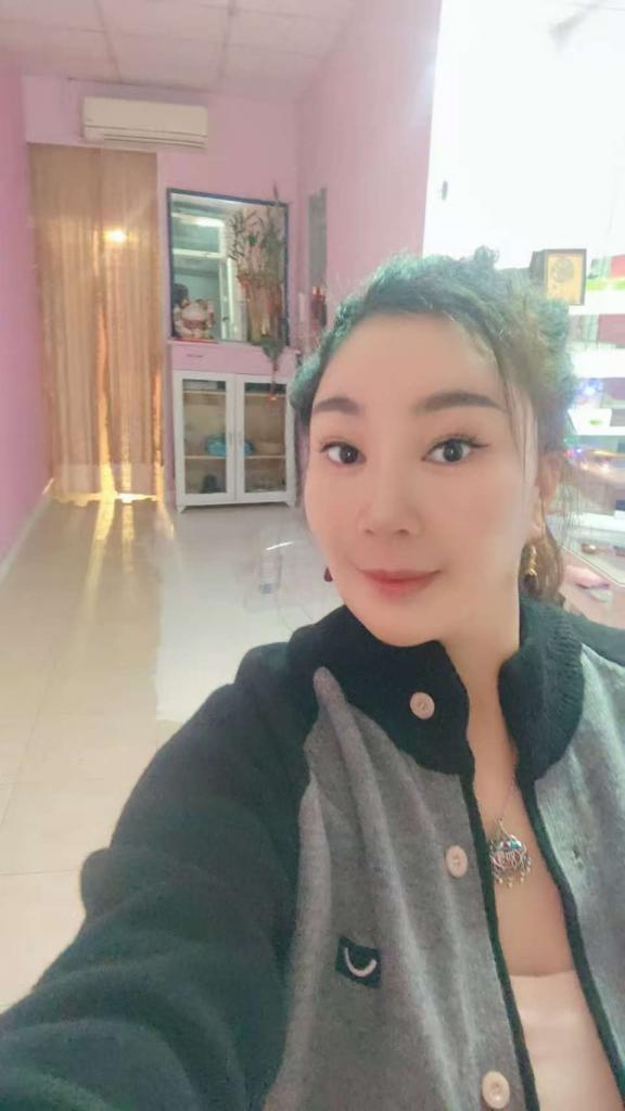 Chica busca chico en Barcelona: Chica busca chico