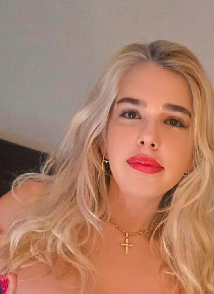 Chica busca chico en Tenerife: 