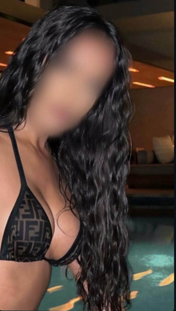 Chica busca chico en Tenerife: 