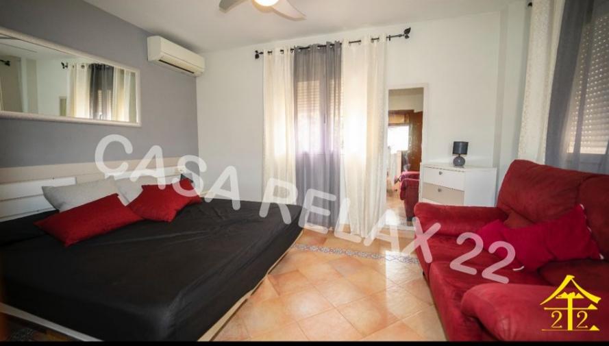 603389196: Chica busca chico en Granada