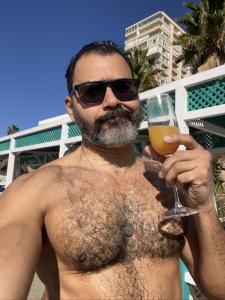 Chico busca chica en Málaga: 