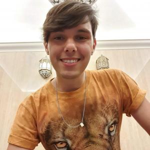 637823788: Chico busca chica en Málaga