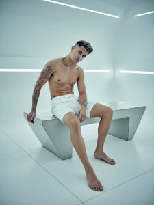 662189149: Chico busca chica en Madrid