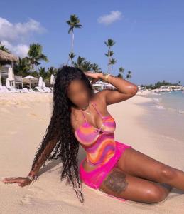 631729594: Chica busca chico en Granada