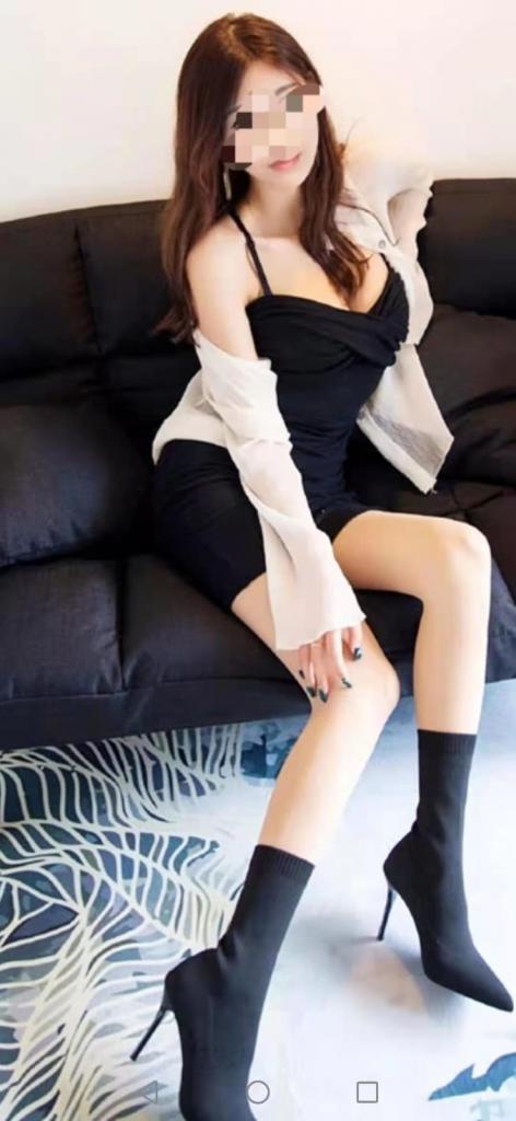 Chica busca chico en Gerona: 