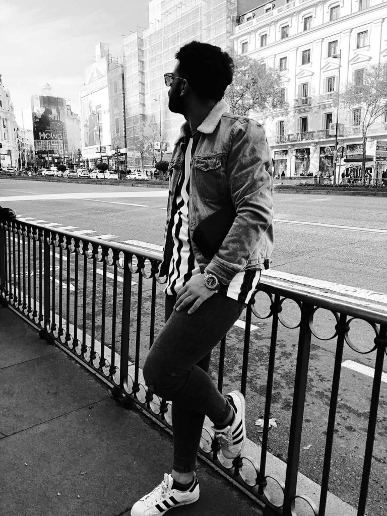 Chico busca chica en Cádiz: 