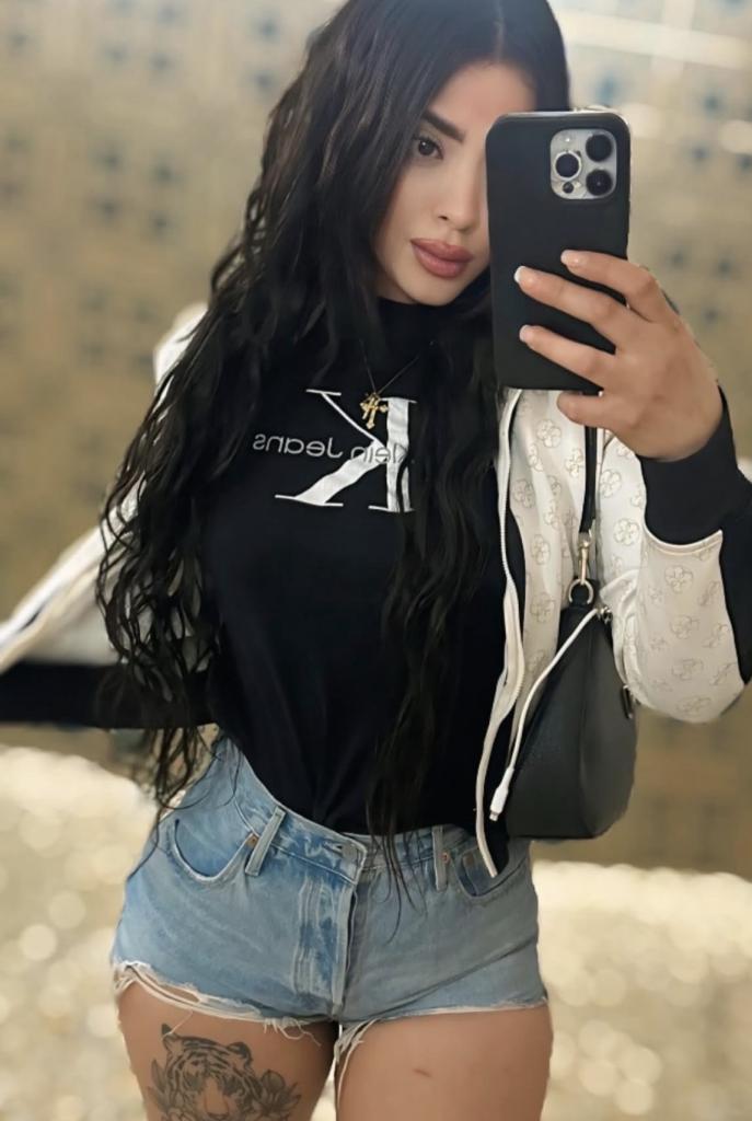 Chica busca chico en Barcelona: 