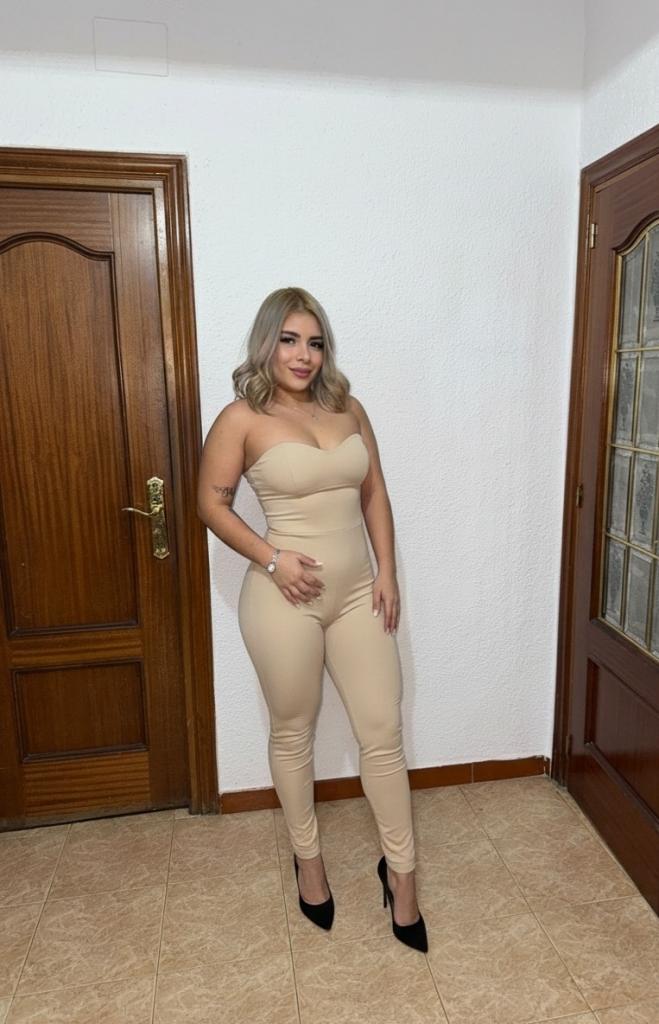 Chica busca chico en Cádiz: 