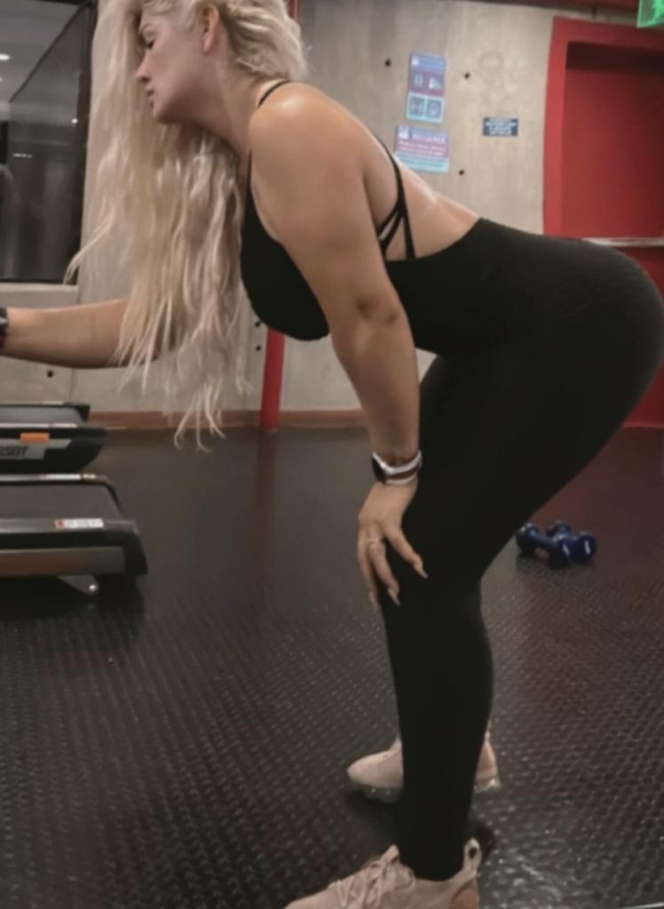 Chica busca chico en Huelva: 