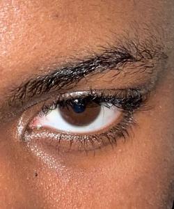 632677952: Chico busca chica en Pontevedra