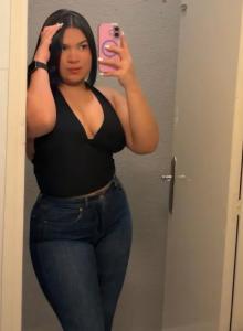 631086796: Chica busca chico en Barcelona