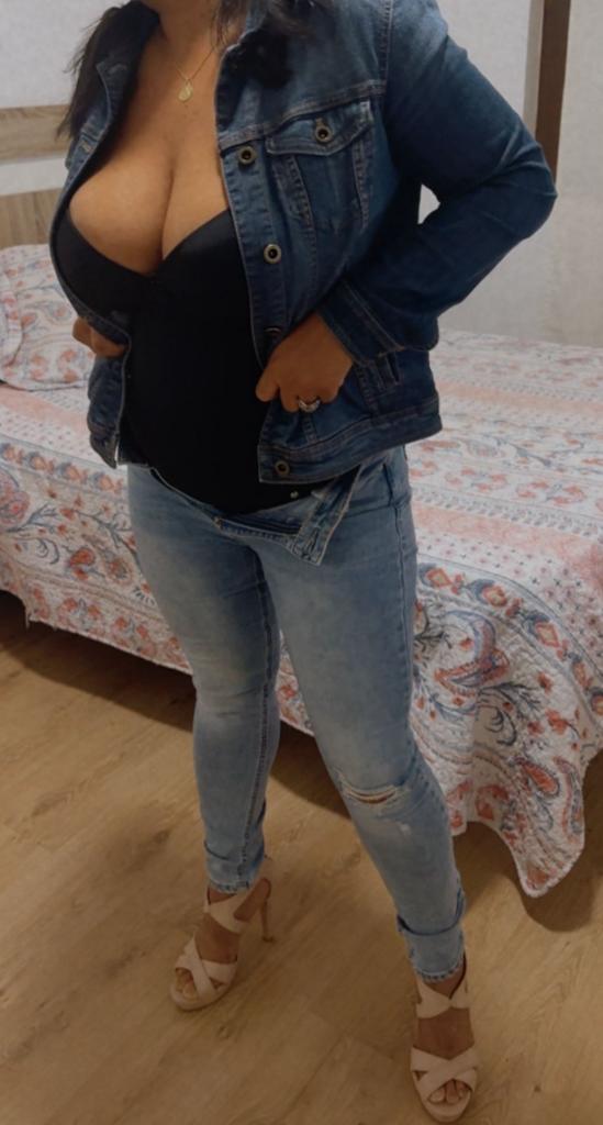 Chica busca chico en Asturias: 