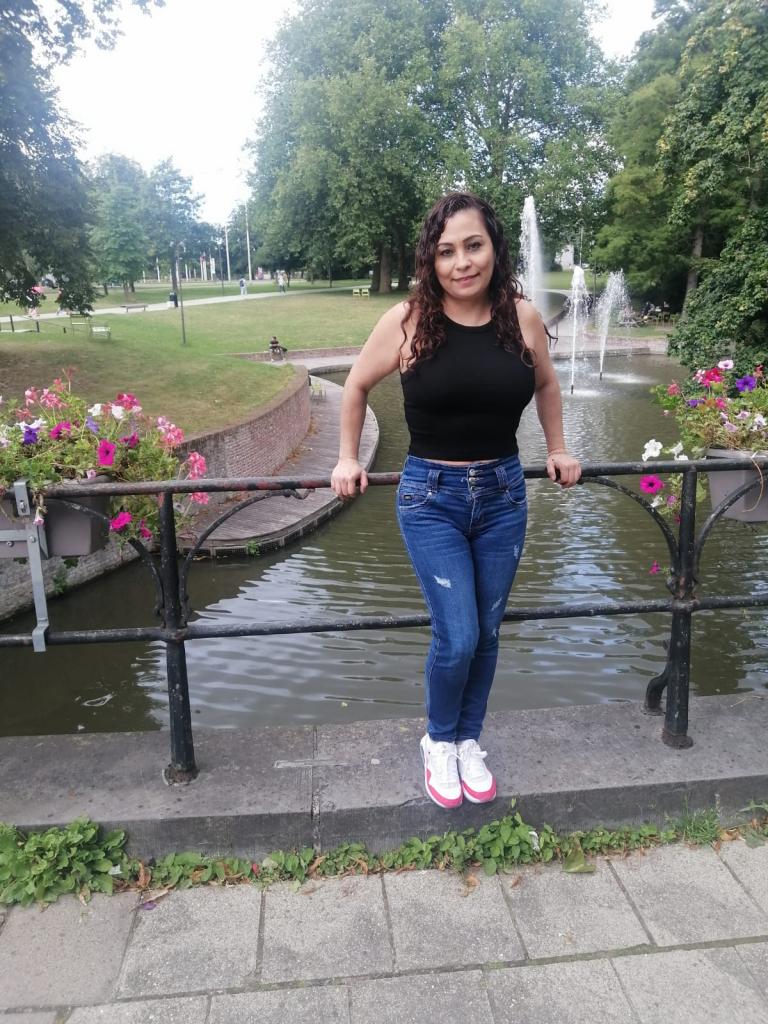 635865841: Chica busca chico en Valladolid