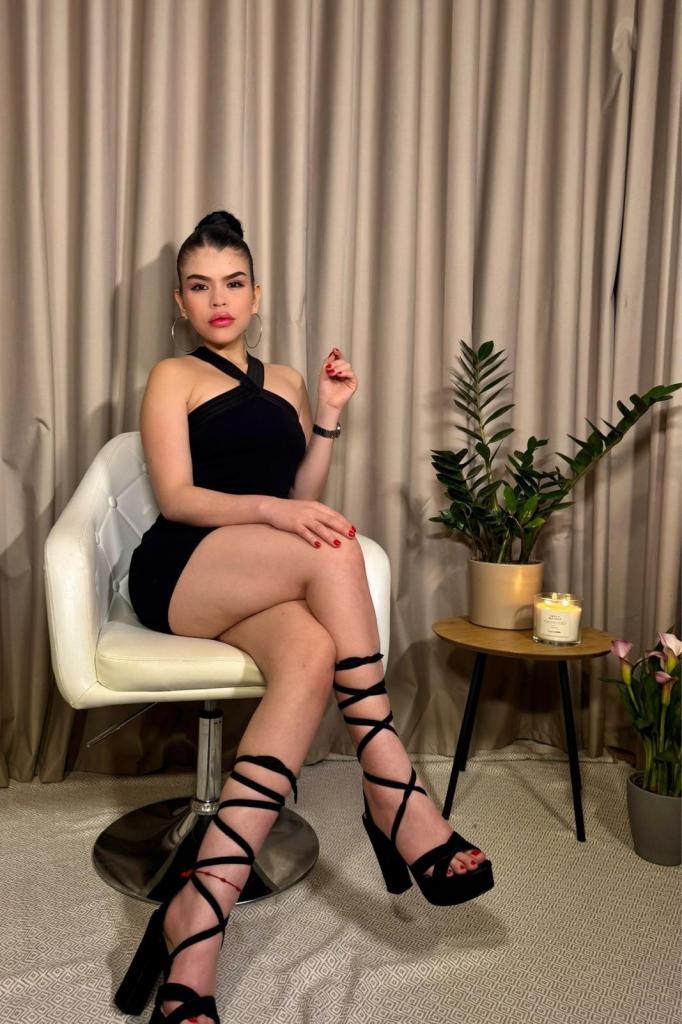 Chica busca chico en Cantabria: 