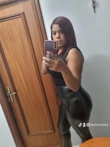 603939791: Chica busca chico en Orense