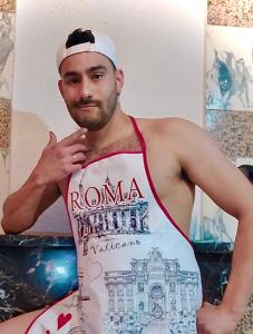 Chico busca chica en Barcelona: 