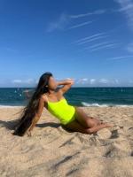 656424267: Chica busca chico en Barcelona