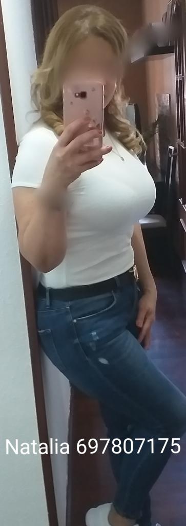 Chica busca chico en Asturias: 