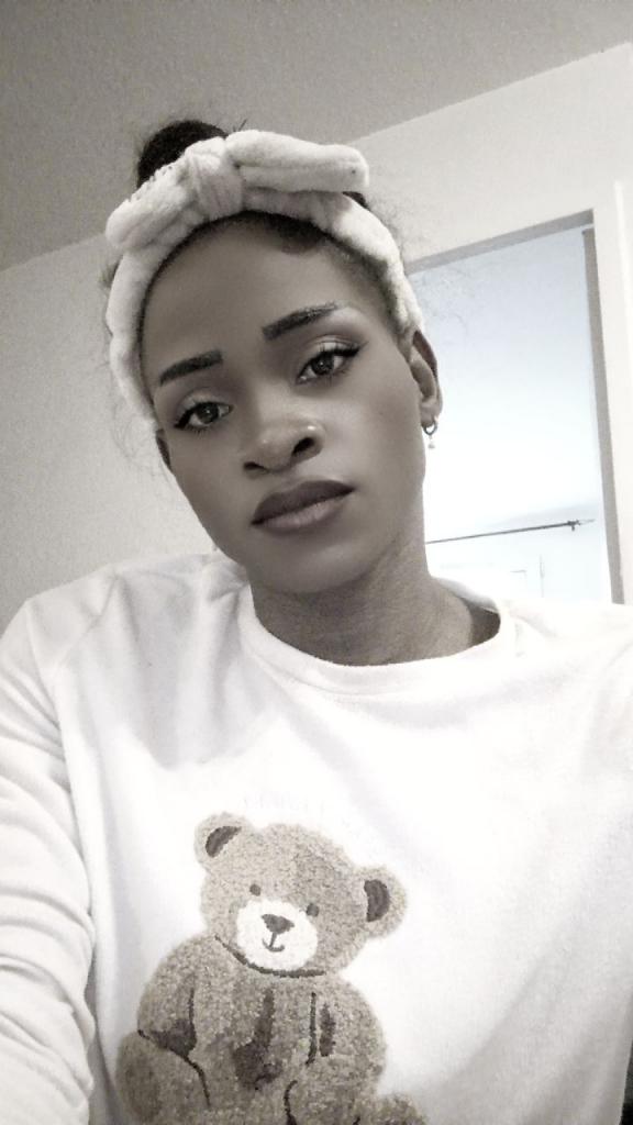 641718194: Travesti en Cádiz