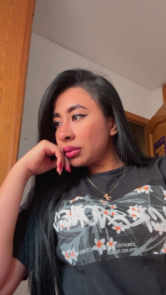 Chica busca chico en Barcelona: 