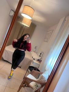 613421353: Chica busca chico en Sevilla