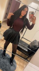 614796445: Chica busca chico en Málaga