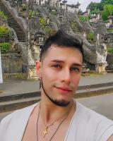 687493647: Chico busca chica en Mallorca