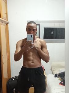 Chico busca chica en Las Palmas: 