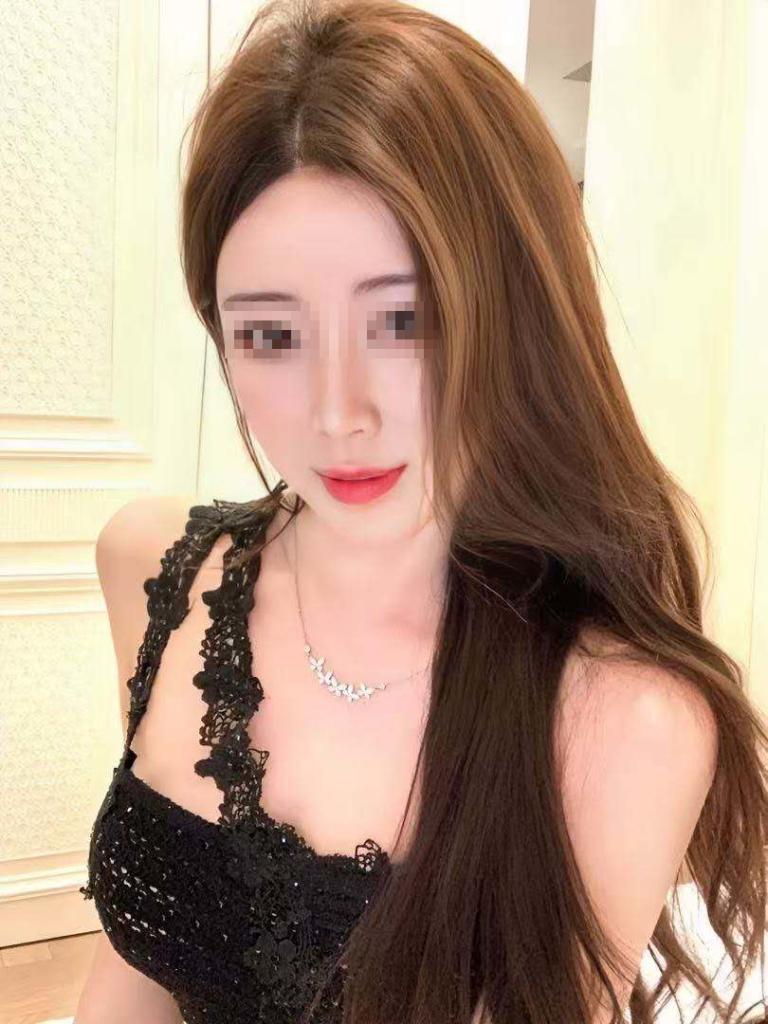 Chica busca chico en Madrid: Chica busca chico