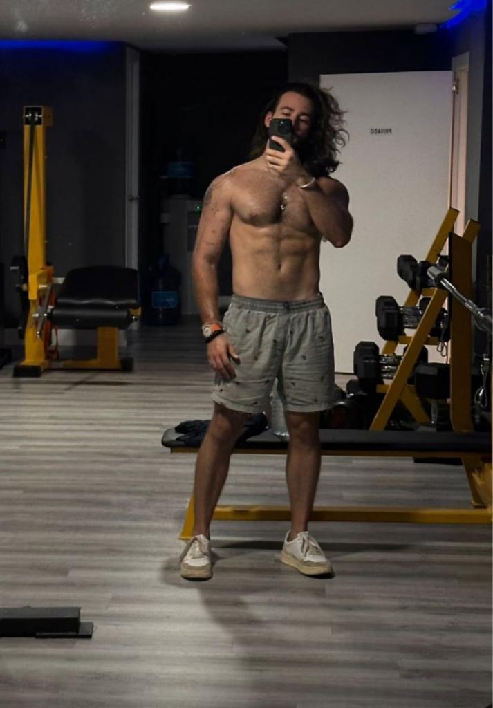 614788609: Chico busca chica en Cantabria