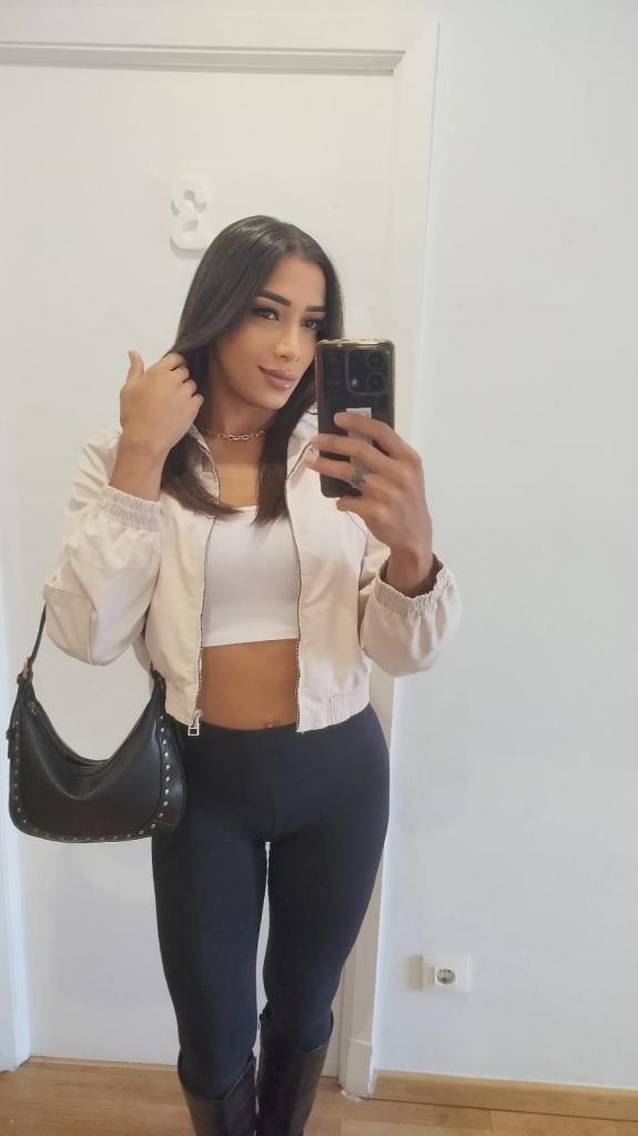 641466821: Transexual en Lugo