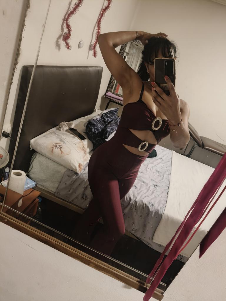 674832819: Chica busca chico en Tarragona