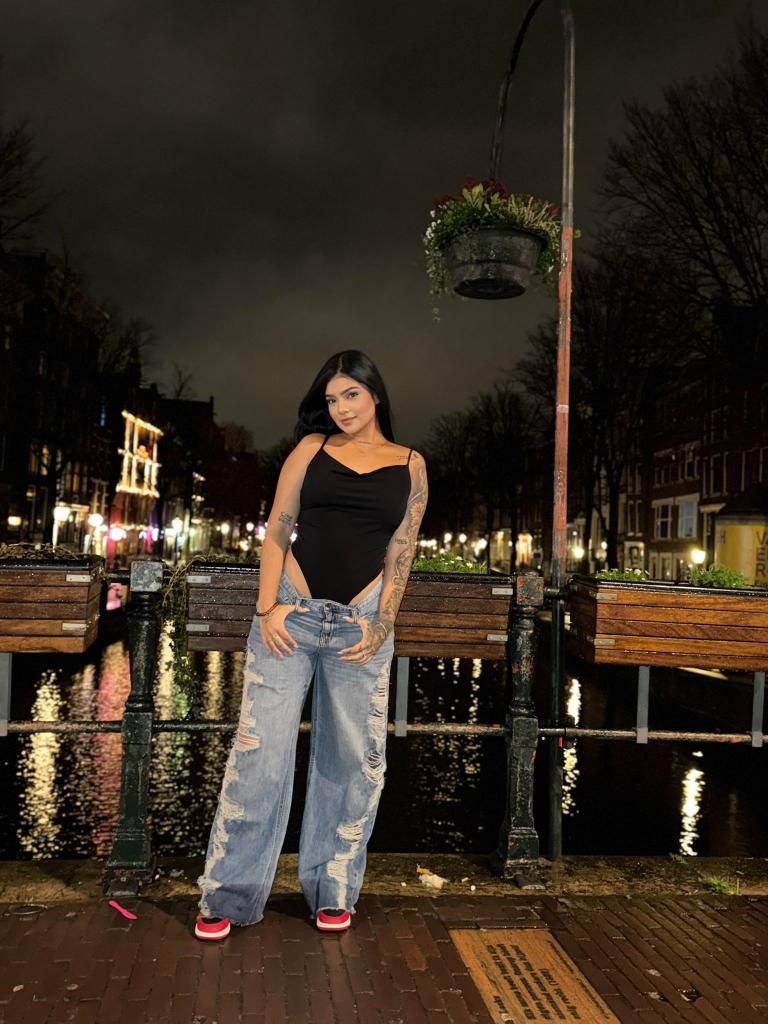 Chica busca chico en Alicante: 