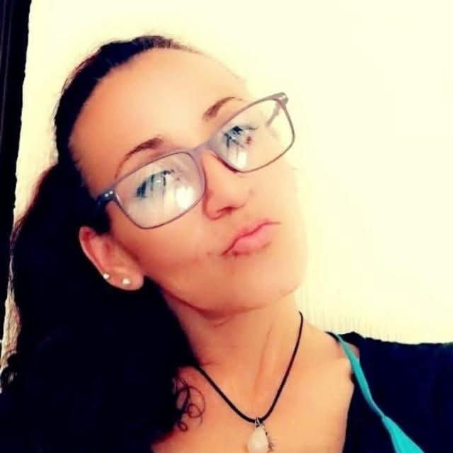 672593466: Chica busca chico en Murcia