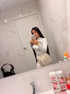 602024448: Chica busca chico en Barcelona