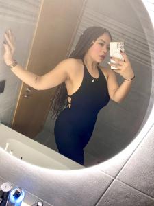 603357479: Chica busca chico en Granada