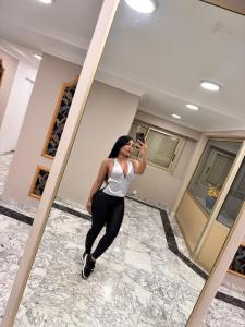 613940355: Chica busca chico en Valencia