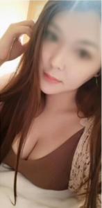 613401451: Chica busca chico en Gerona