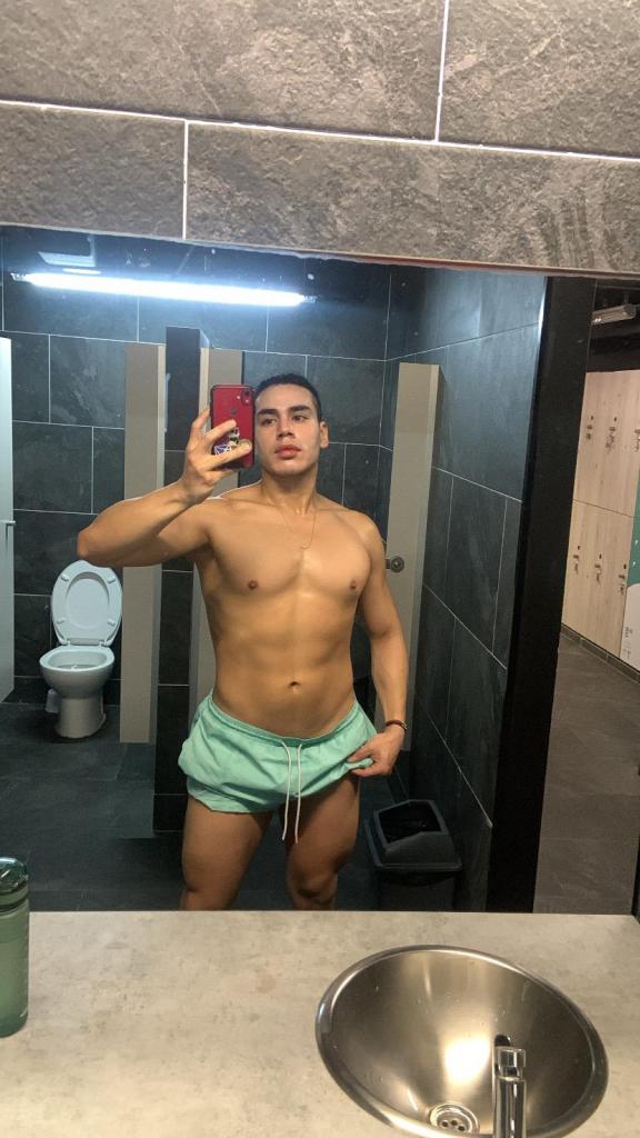 Chico busca chica en Zaragoza: 