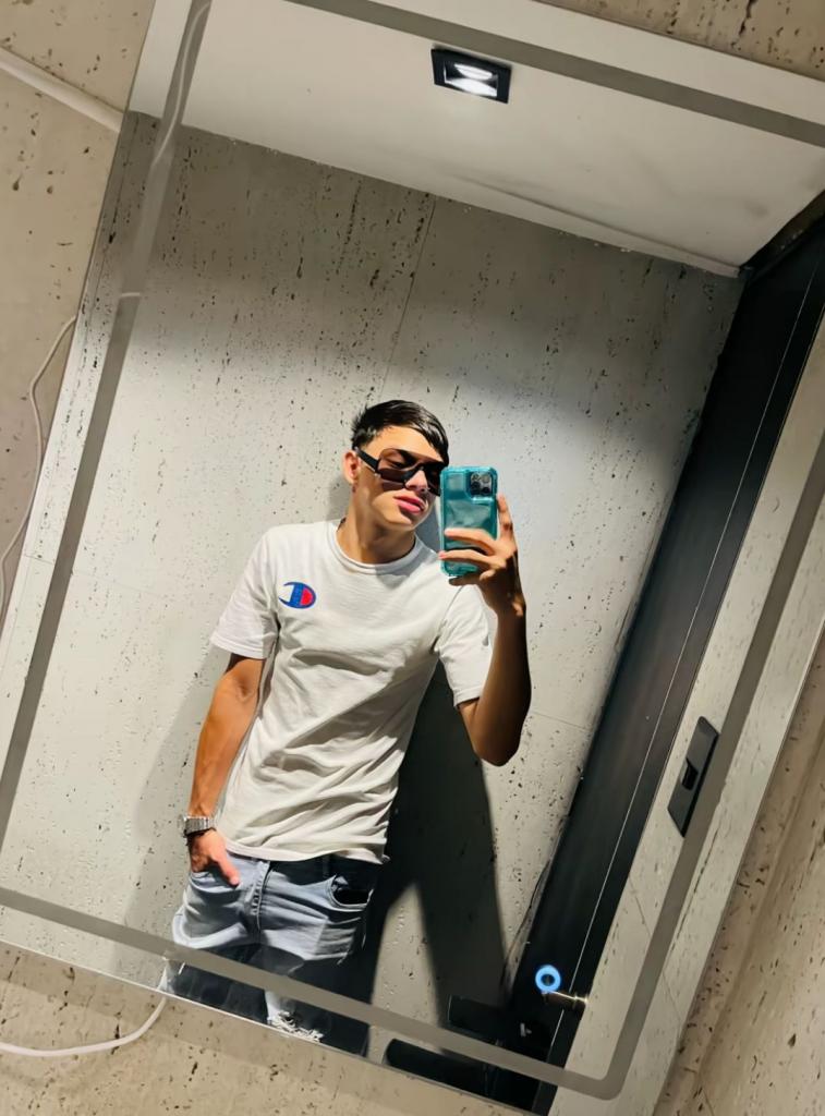 603372860: Chico busca chica en Tenerife