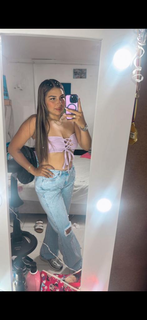 Chica busca chico en Menorca: 