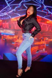 Chica busca chico en Madrid: 