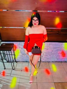 697708106: Chica busca chico en Jaén