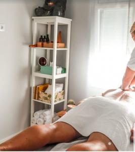 688393040: Chica busca chico en Zaragoza