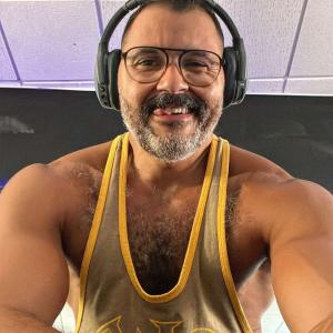 Chico busca chica en Málaga: 