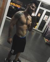 641035300: Chico busca chica en La Coruña