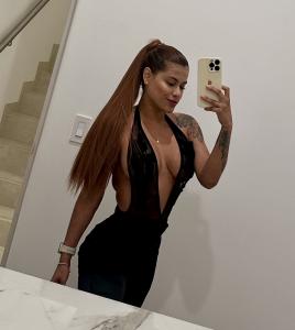 Chica busca chico en Ibiza: 