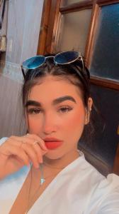 604292341: Chica busca chico en Almería